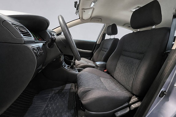 Toyota Corolla 11 of 22