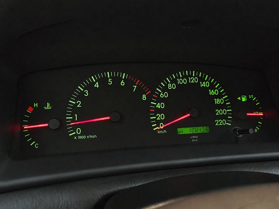 Toyota Corolla 17 of 22