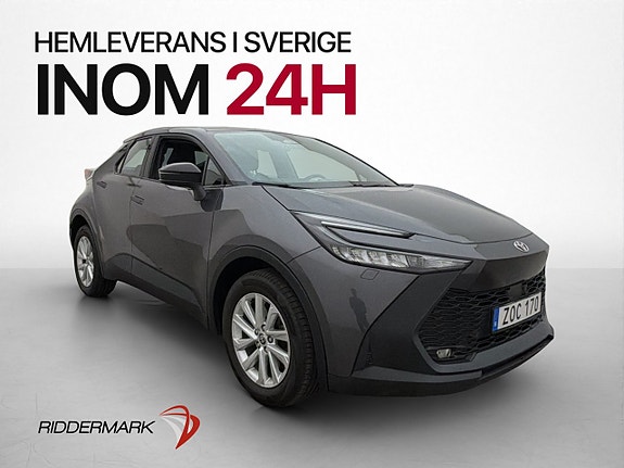 Toyota C-HR 3 of 29