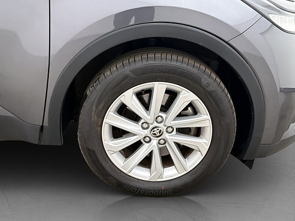 Toyota C-HR 29 of 29