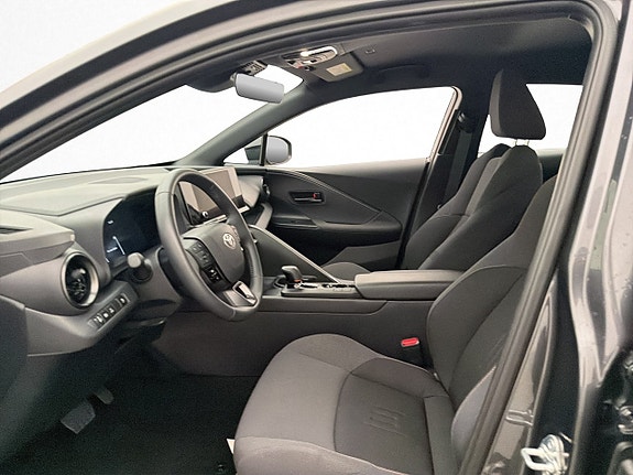 Toyota C-HR 12 of 29