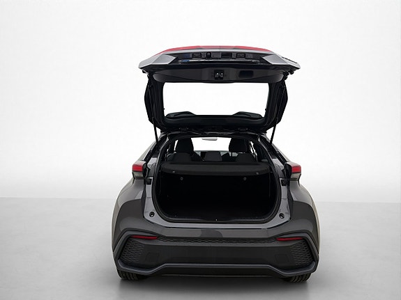 Toyota C-HR 25 of 29