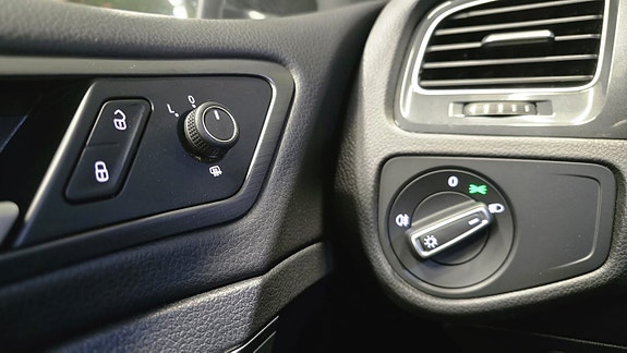Volkswagen Golf I 27 of 29