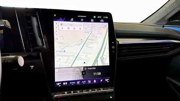 Renault Scenic E-Tech 13 of 17