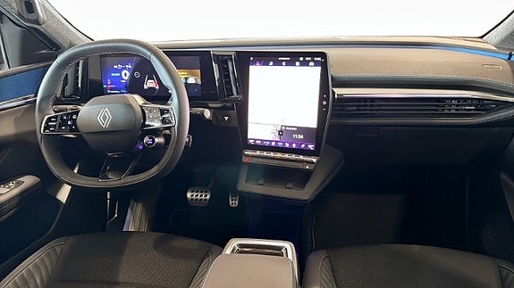 Renault Scenic E-Tech 11 of 17