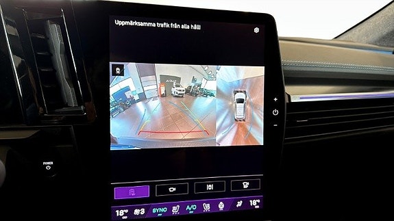Renault Scenic E-Tech 14 of 17