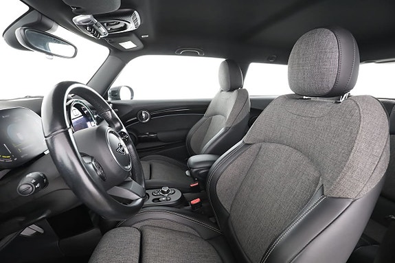 MINI Cooper SE 11 of 30