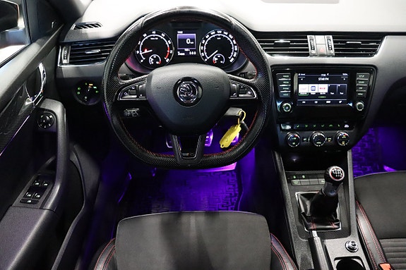 Skoda Octavia RS 11 of 27