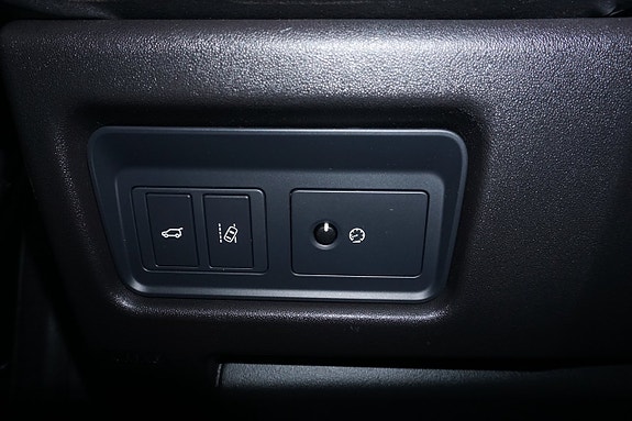 Land Rover Discovery Sport 18 of 24