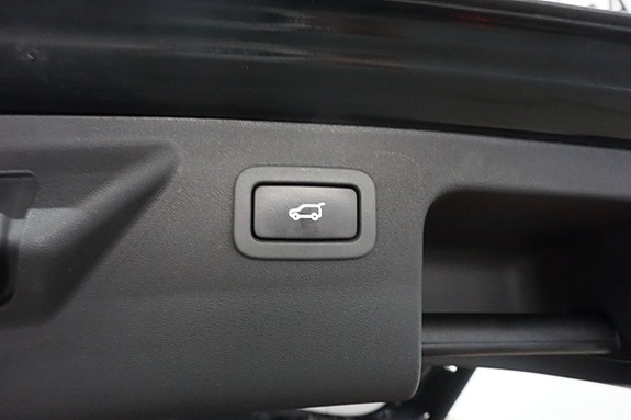 Land Rover Discovery Sport 24 of 24
