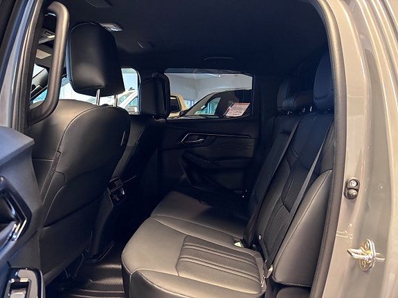 Isuzu D-max 9 of 14
