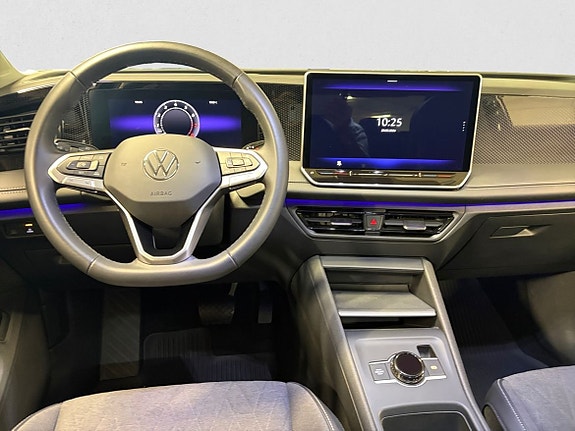 Volkswagen Tiguan 9 of 13