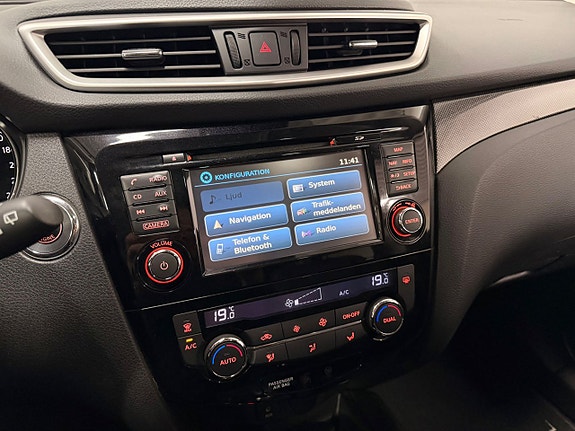 Nissan X-Trail 21 of 30