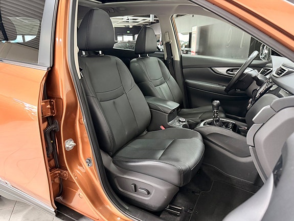 Nissan X-Trail 27 of 30