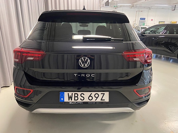 Volkswagen T-Roc 6 of 18