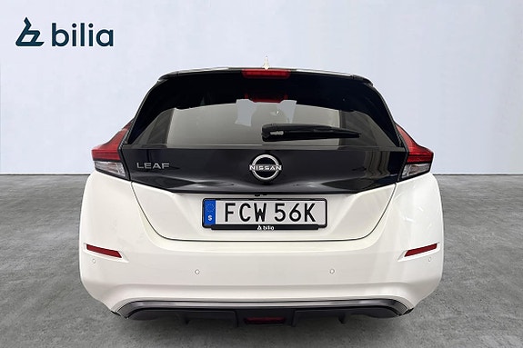 Nissan Leaf 16 of 18