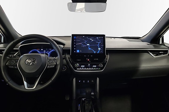 Toyota Corolla Cross 9 of 15