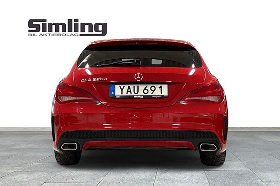 Mercedes-Benz CLA220 d 4 of 11