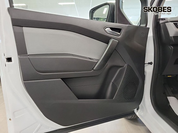 Renault Kangoo 15 of 22