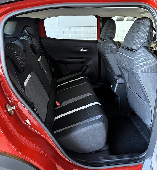 Opel Frontera 10 of 14
