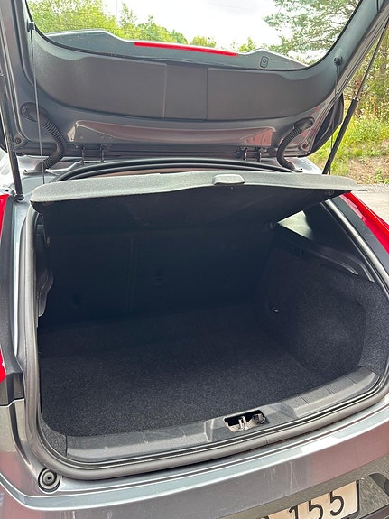 Volvo V40 20 of 20