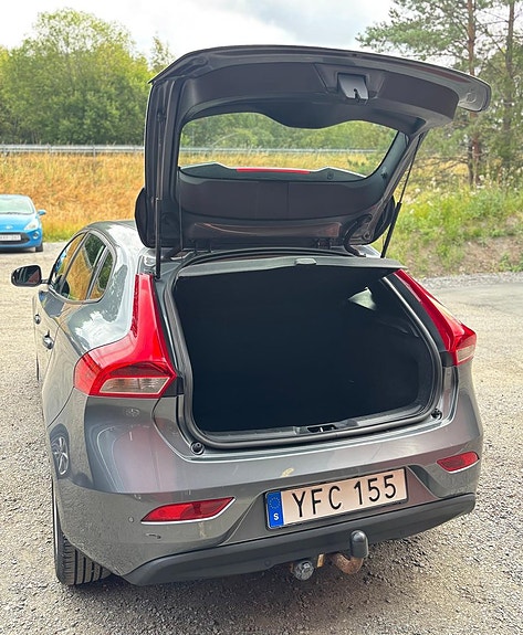 Volvo V40 19 of 20