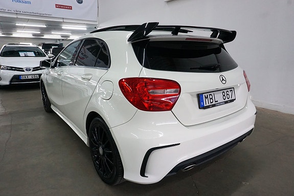 Mercedes-Benz A200 4 of 21