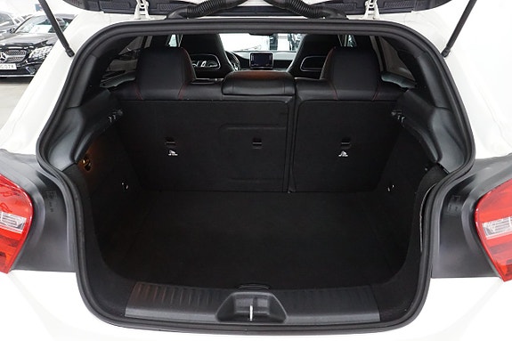 Mercedes-Benz A200 9 of 21