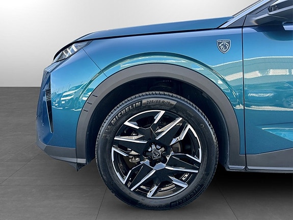 Peugeot 3008 16 of 18