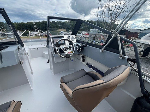 Silver Shark BR -2017 | Mercury F115 CT -2019 2 of 6