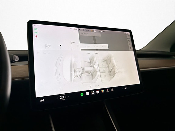 Tesla Model 3 23 of 30