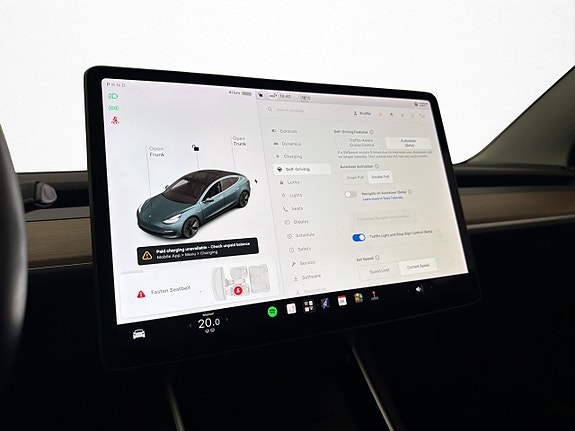 Tesla Model 3 24 of 30