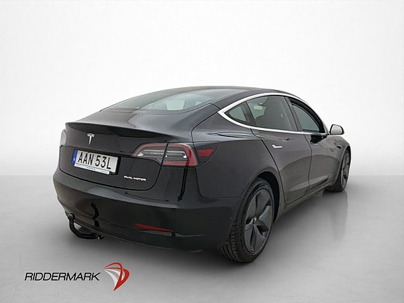 Tesla Model 3 8 of 30