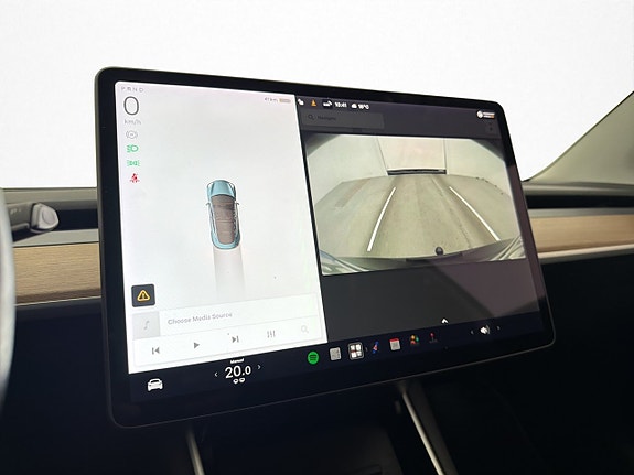 Tesla Model 3 19 of 30