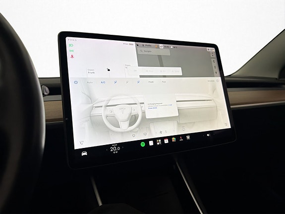 Tesla Model 3 22 of 30