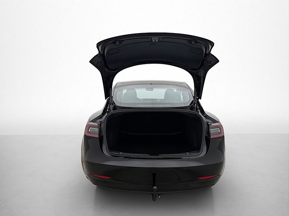 Tesla Model 3 30 of 30