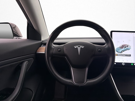 Tesla Model 3 15 of 30