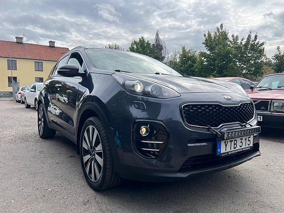 Kia Sportage 2 of 10