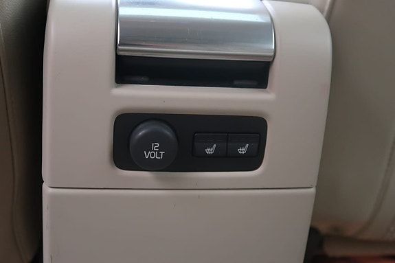 Volvo XC70 19 of 22