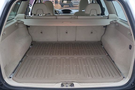 Volvo XC70 21 of 22