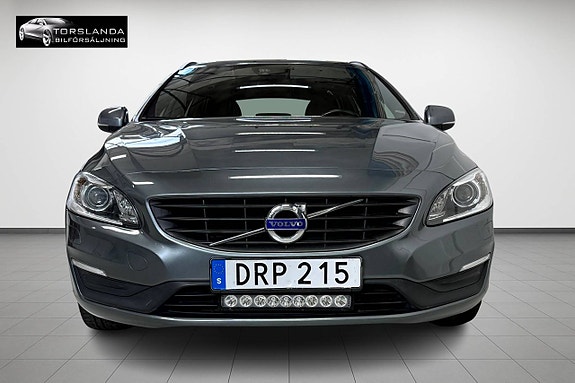 Volvo V60 8 of 14