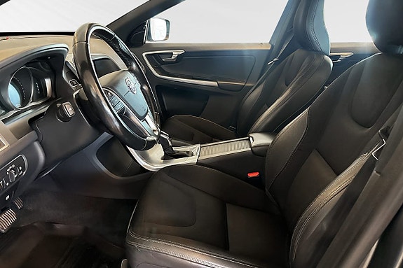 Volvo XC60 7 of 27
