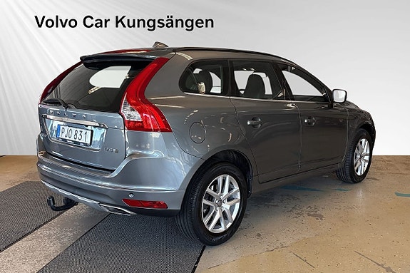 Volvo XC60 5 of 27
