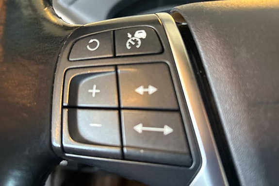 Volvo XC60 20 of 27