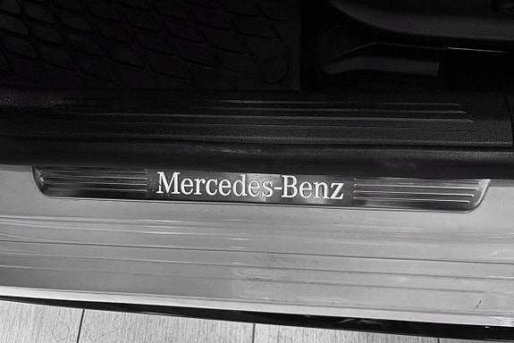 Mercedes-Benz CLA250 e 25 of 28