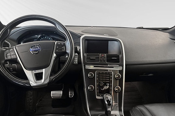Volvo XC60 9 of 30