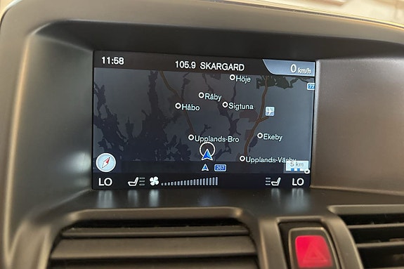 Volvo XC60 27 of 30