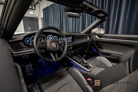 Porsche 911 Targa 4 GTS 18 of 28