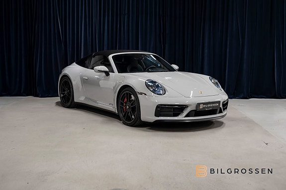 Porsche 911 Targa 4 GTS 8 of 28