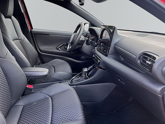 Toyota Yaris 6 of 11